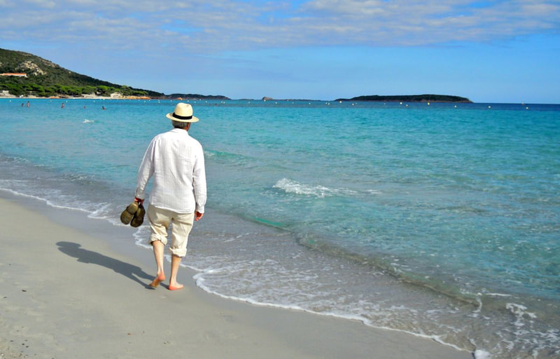 Beachwalking in Corsica / Ready to Move Abroad? / Karen McCann / enjoylivingabroad.com