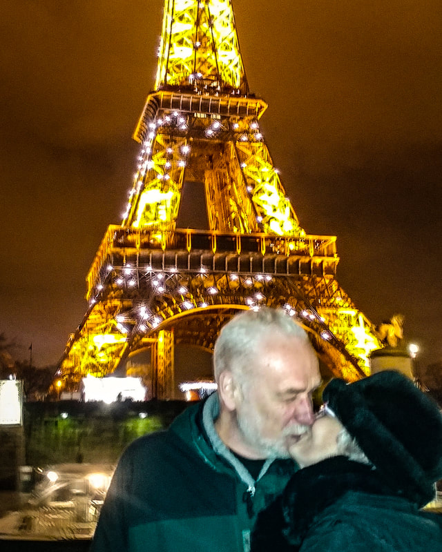 Paris Romance / Jo Maeder / Working Abroad / Karen McCann / EnjoyLivingAbroad.com