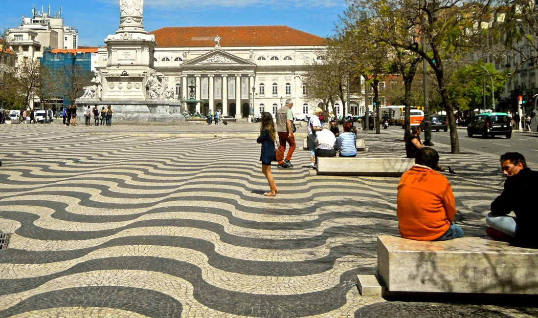 Lisbon, Portugal / Digital Nomad Visas / Enjoy Living Abroad / Karen McCann / enjoylivingabroad.com