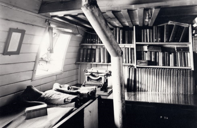 Shackleton's library / Dive Bar Zoom Party / Surviving the Pandemic / Keep Going! / Karen McCann / EnjoyLivingAbroad.com