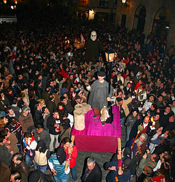 Burial of Genarín / Léon, Spain / Nutters Tour of Spain / Karen McCann / EnjoyLivingAbroad.com
