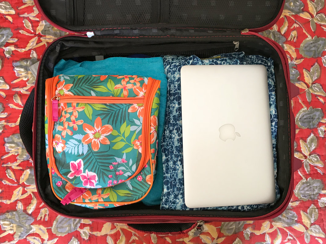 Packing Extra Light / Unplanned, Disorganized Travel  / Karen McCann / EnjoyLivingAbroad.com